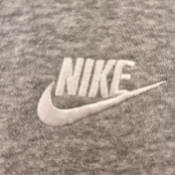 Nike / Men's Sportwear / M Size / Hoodies / Graey Colour / Long Sleeve - Picture 4 of 9